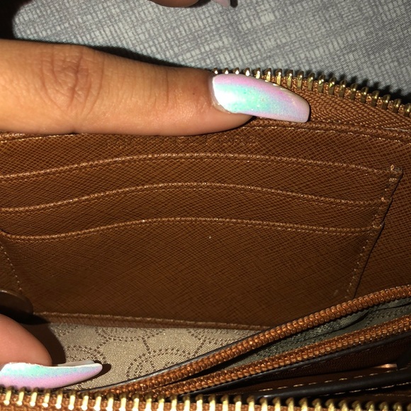 Michael Kors wallet - Picture 6 of 7